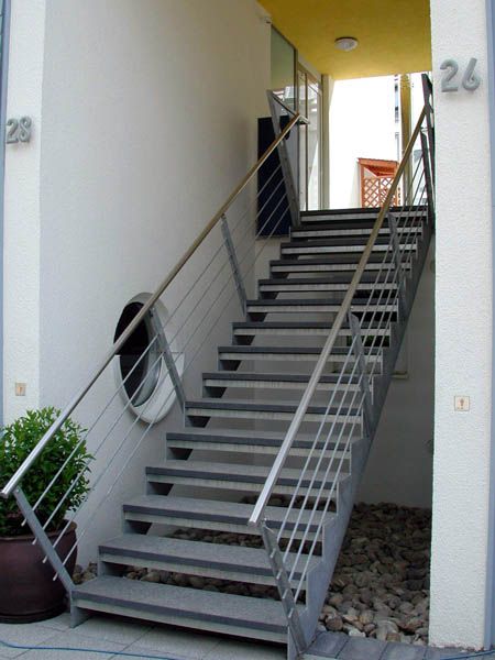 Friz Metallbau AG in Fellbach-Schmiden - Treppen & Geländer