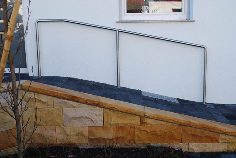 Friz Metallbau AG in Fellbach-Schmiden - Treppen & Geländer