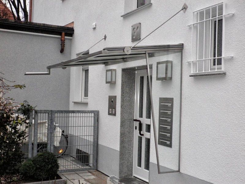 Friz Metallbau AG in Fellbach-Schmiden - Überdachungen