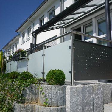 Friz Metallbau AG in Fellbach-Schmiden - Balkone & Geländer