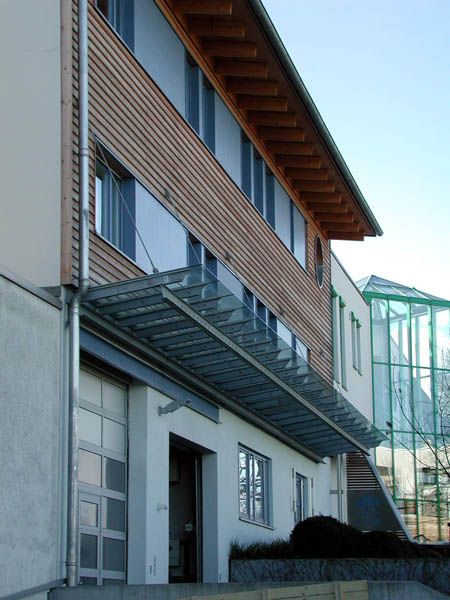 Friz Metallbau AG in Fellbach-Schmiden - Überdachungen
