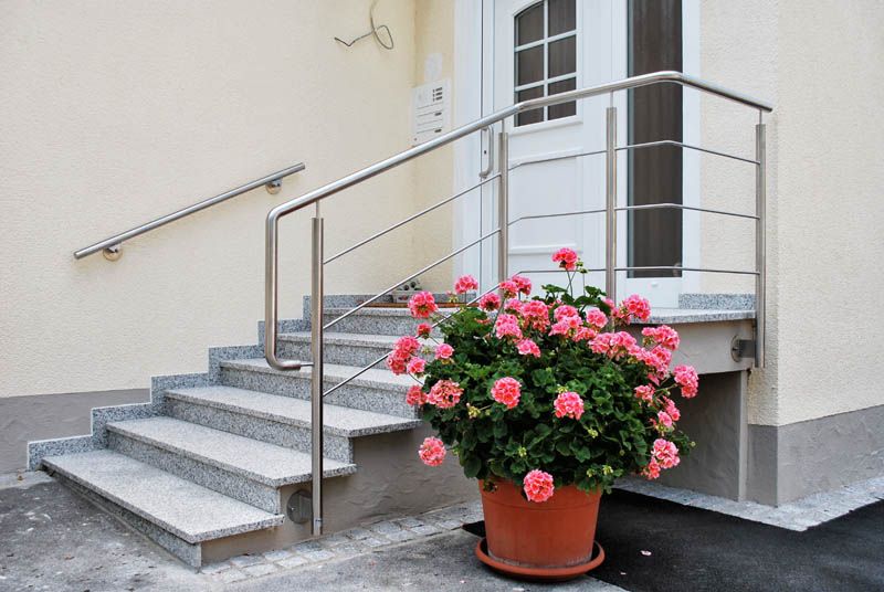 Friz Metallbau AG in Fellbach-Schmiden - Treppen & Geländer
