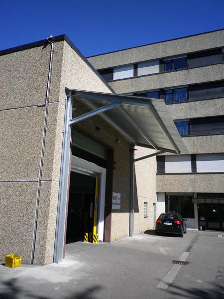 Friz Metallbau AG in Fellbach-Schmiden - Überdachungen