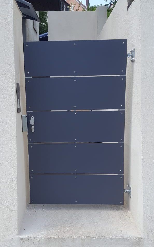 Friz Metallbau AG in Fellbach-Schmiden - Tore & Vergitterungen