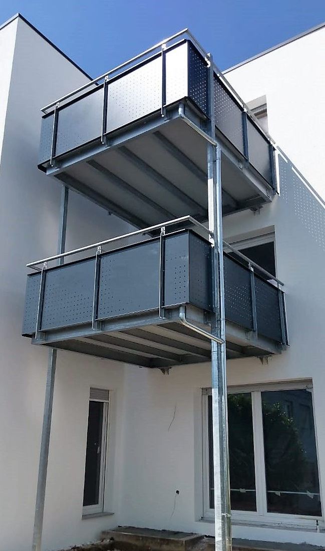 Friz Metallbau AG in Fellbach-Schmiden - Balkone & Geländer