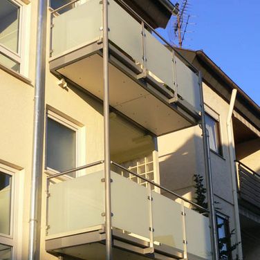 Friz Metallbau AG in Fellbach-Schmiden - Balkone & Geländer